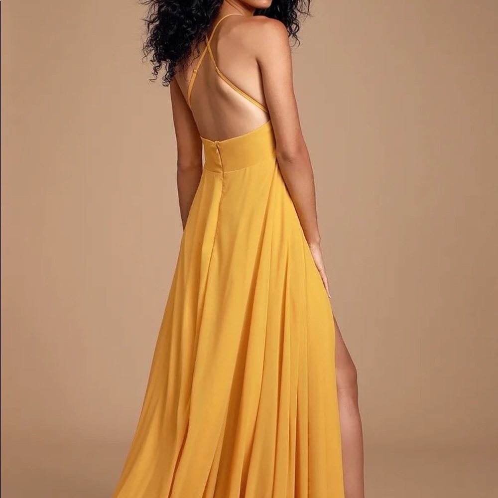 Lulus mustard yellow maxi dress size Small. Stunning! - Picture 4 of 4